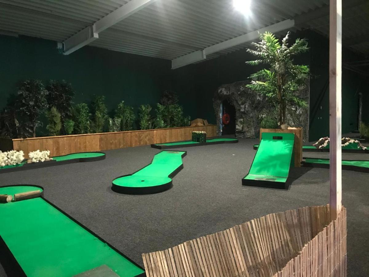 Het Familie Boshuisje - Vakantiewoning Op Prachtig Park Met Veel Faciliteiten Inc Ligbad Gramsbergen Exteriör bild