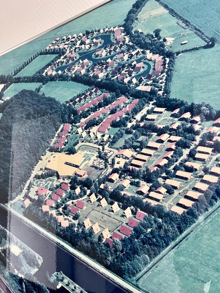 Het Familie Boshuisje - Vakantiewoning Op Prachtig Park Met Veel Faciliteiten Inc Ligbad Gramsbergen Exteriör bild