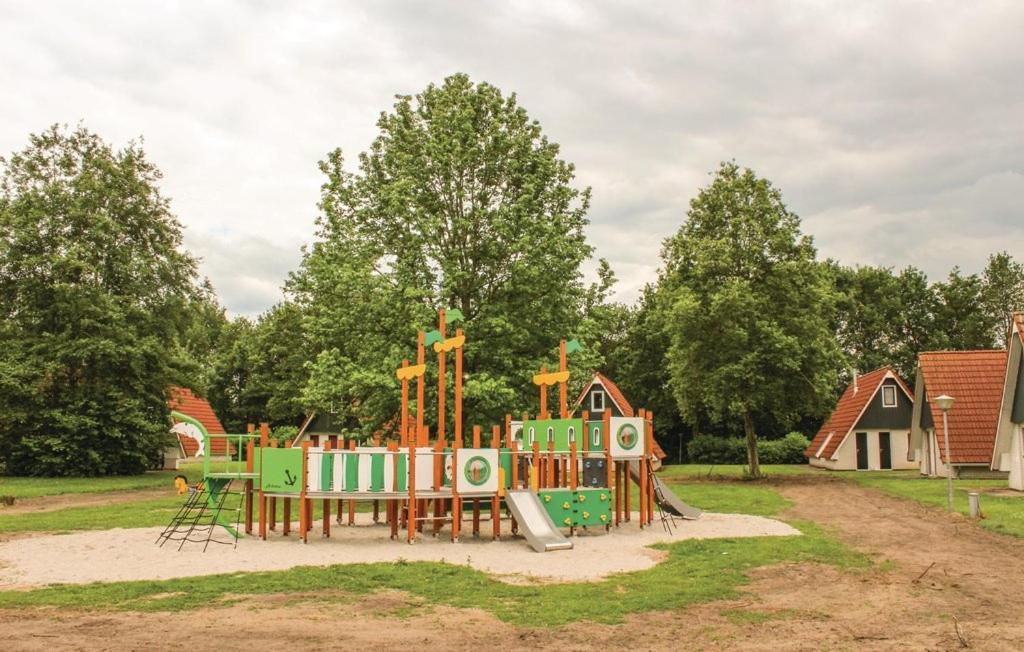 Het Familie Boshuisje - Vakantiewoning Op Prachtig Park Met Veel Faciliteiten Inc Ligbad Gramsbergen Exteriör bild